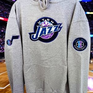 Exquisite Embroidered Team Sport Hoodie